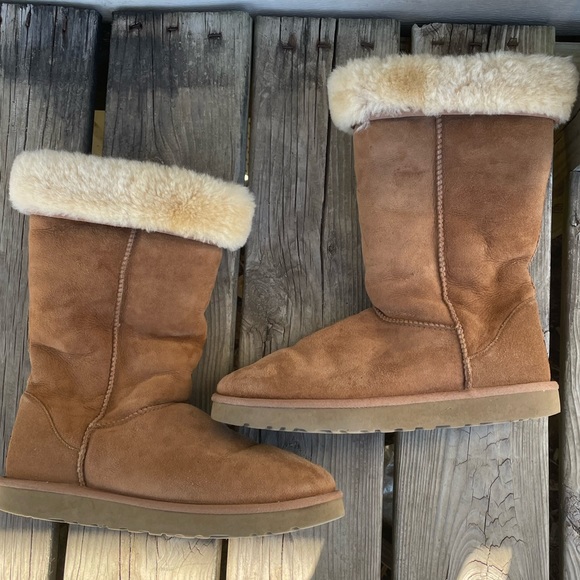 UGG Shoes - SALE Ugg tall boots size 10